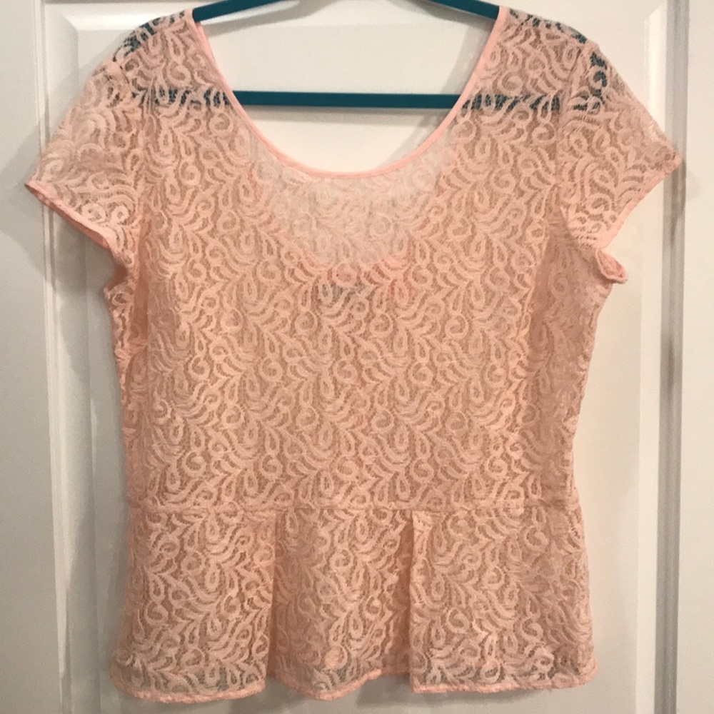 Hinge light pink, scoop neck low back top